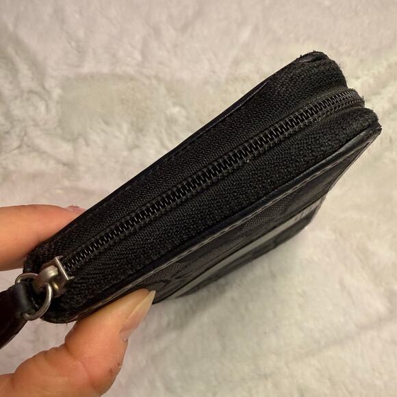 COACH Black Signature Wallet - Picture 5 of 11
